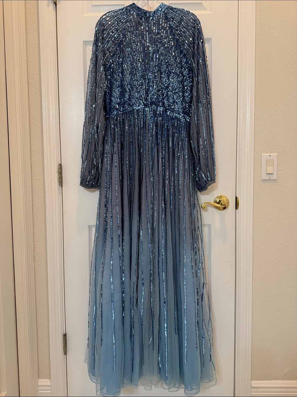 Mac Duggal 6206 Blue Ombré Sequin Long Sleeve A-Line Evening Dress Size 12 NWT - Picture 8 of 15